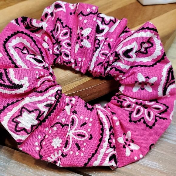 #15  Zebra Hearts, Fuchsia Western Paisley & Black Floral Hair Scrunchies Adult - Picture 3 of 4